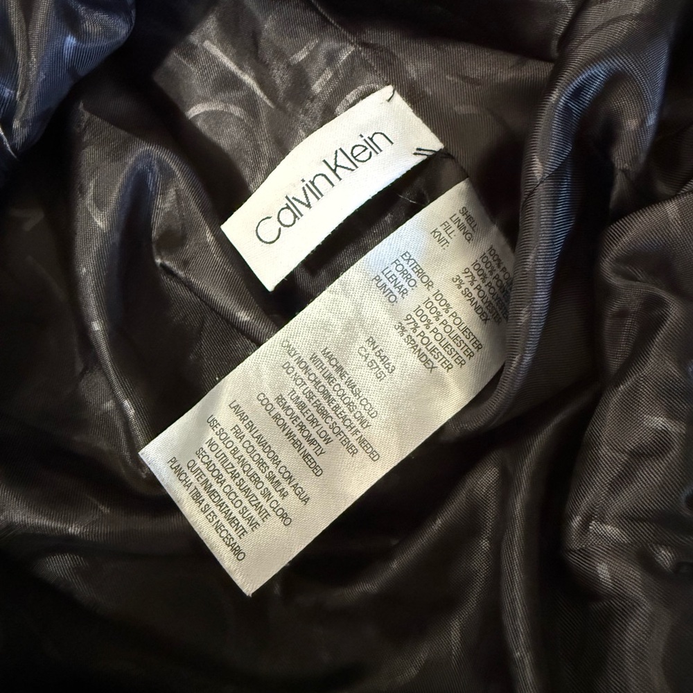 Calvin Klein Men's Black Quilted Bomber Jacket - Picture 3 of 9